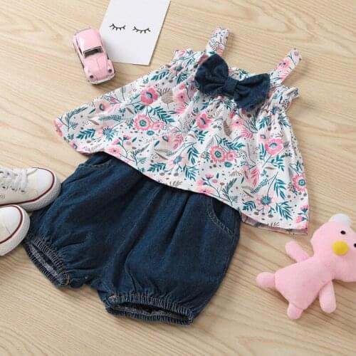 2Pcs Little Girls Outfit, Children Summer Sweet Style Floral Plant Printing Sleeveless Bowknot Suspender Top + Shorts Set