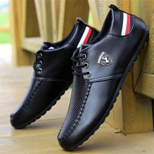Mens Shoes Breathable Mens Loafers Mens Light Driving Shoes Spring Autumn New Non-Slip Mens Peas Shoes British Sports Shoes