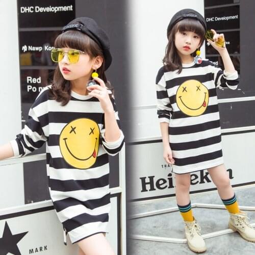 2019 new spring autumn/winter/summer Girls Kids Boys Striped smiley face T-shirt comfortable cute baby Clothes Children Clothing