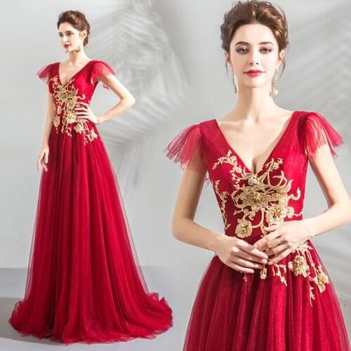 2021 New Wedding Dress Red V-neck Flying Sleeve Small Tailed Toast Cocktail Party Evening