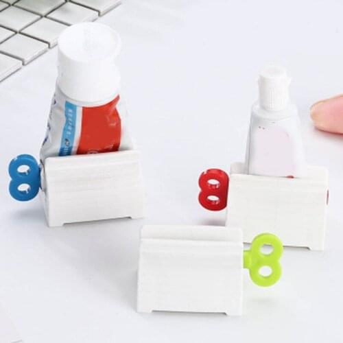 Portable Plastic Dispenser Home Multifunction Toothpaste Squeezer Tube Easy Dispenser Rolling Holder Tooth Cleaning Accessories