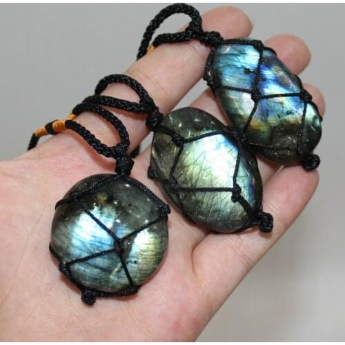 Retro Natural Labradorite Moonstone Stones Pendants&Necklaces Sunlight Shaped Energy Natural Stone Women Men Healing Necklace