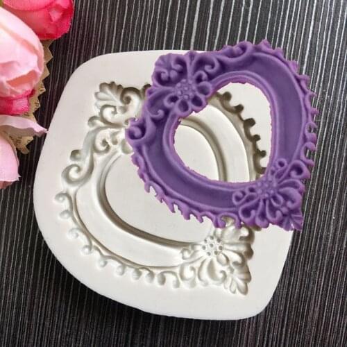 New European old heart-shaped frame photo frame silicone mold Fondant cake decoration
