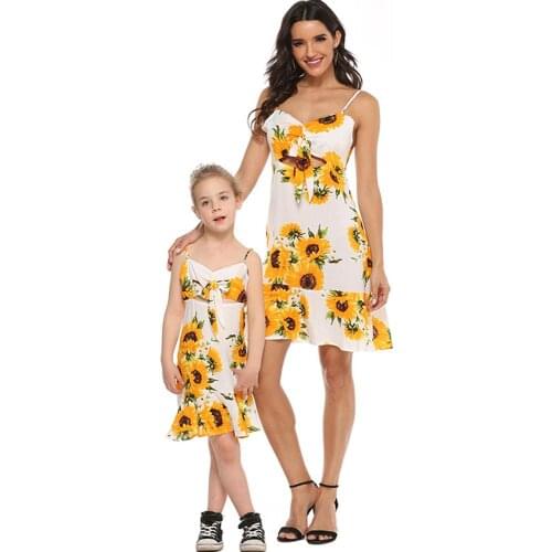 Family Mother Daughter Dresses Family Matching Clothes Child Woman Slip Sunflower Printed Flower Dress Family Clothes 2020