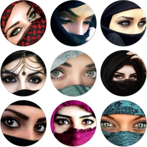 58mm Arab Woman With Niqab Face Eye Badge Brooch Pin Accessories For Clothes Backpack Decoration gift
