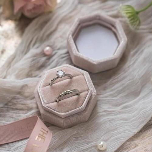 Multi-color hexagon velvet ring box double ring display stand with detachable cover ring box stand for wedding proposal ceremony