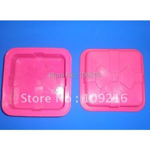 Green Good Quality 100% Food Grade Silicone Cake Mold/Muffin Cupcake Pan Gift Boxes Cake Mold