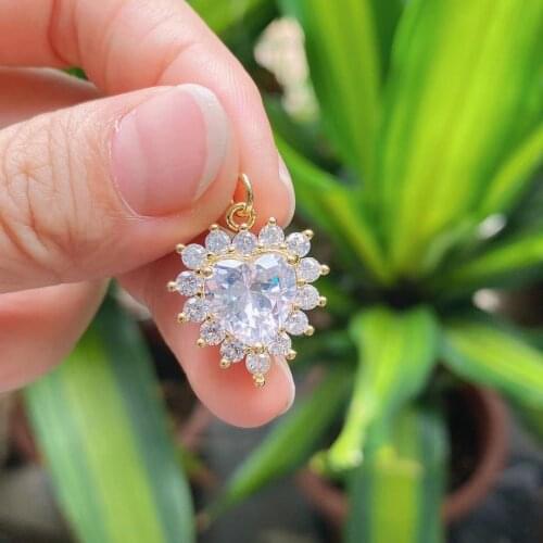 10Pcs Fashion Clear Crystal Zircon Pendants Crystal Heart Shape Pendant Charms Women Trendy Jewelry Accessories