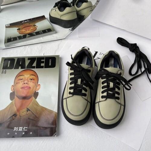 2021 early spring new Nana with small white shoes design Xiaohongshu online celebrity multicolor round head shoes bread shoes