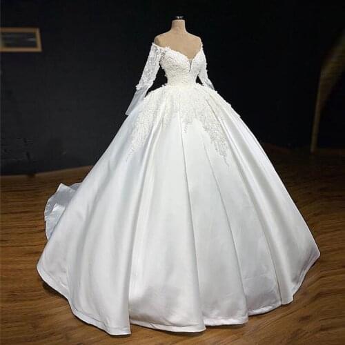 Best Selling Sheer O-Neck Long Sleeves Heavy Beaded Court Train Ball Gown Satin Wedding Dresses