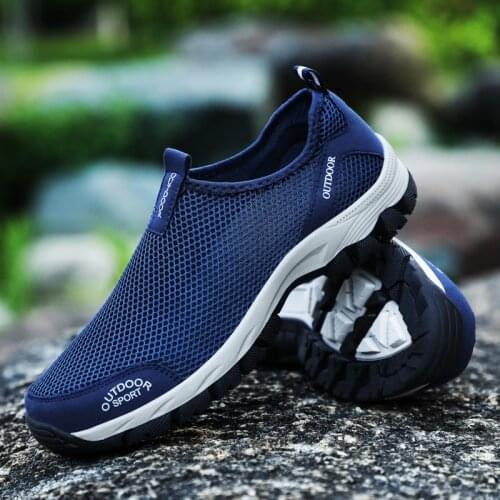Mesh Outdoor Hiking Shoes For Men Summer Breathable Casual Sneakers Climbing Male soft comfortable Sport Shoes Quick-dry Water