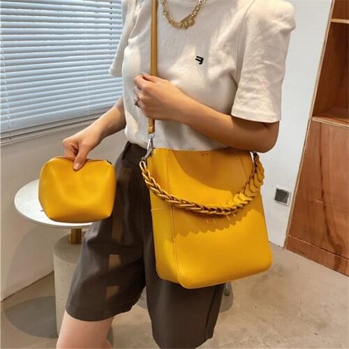 Luxury Pu Leather Solid Color Crossbody Bags Women Trendy Designer Casual Handbags Ladies Classic Thick Chain Shoulder Bags Sac