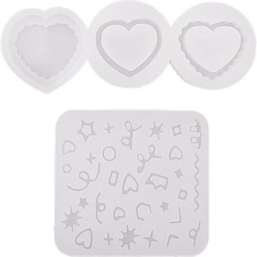 Quicksand Heart Shape Resin Shaker Mold Crafts Ornaments for Decoration Gifts to your Classmates Family and Friends