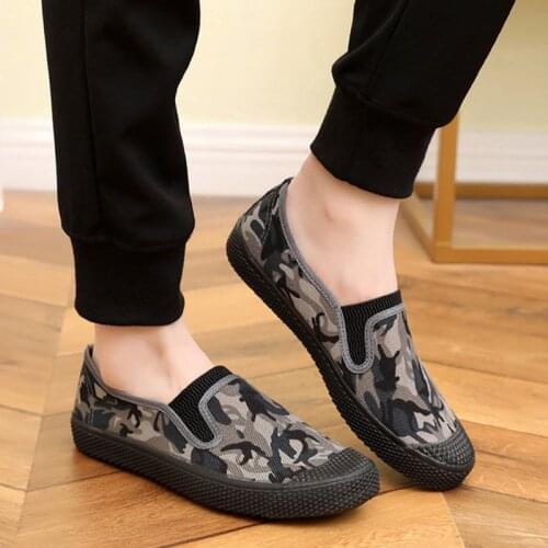 2020 New Male Outdoor Camouflage Training Shoes Mens One-pedal Casual Shoes Spring Outdoor Sports Liberation Shoes Wholesale