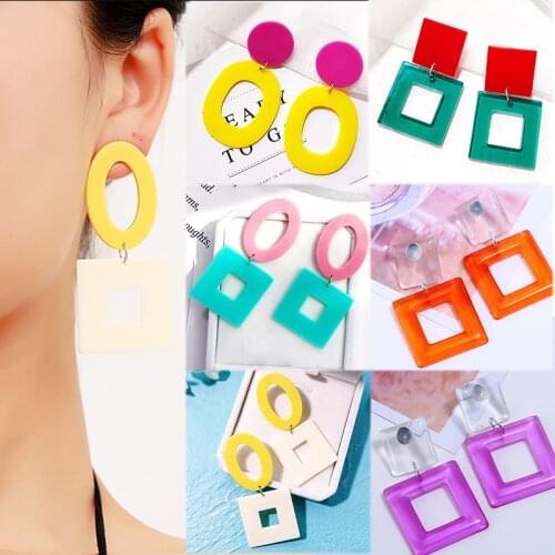 Vintage Acrylic Geometric Drop Earrings Candy Color Round Square Big Hollow Contrast Dangle Earrings 1Pair Wedding Photograph