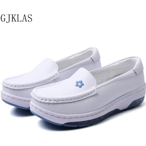 Nurse Genuine Leather Shoes Women Flats Loafers Casual Slip on Shoes for Women White Platform Flat Shoes Woman Zapatos Planos