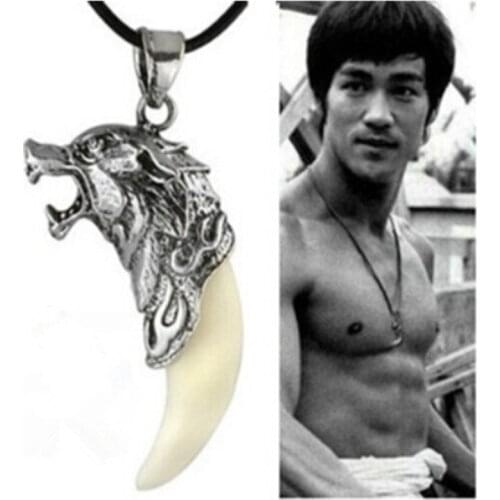 Wolf Dog Teeth Spike Pendant Necklace Women Men Lucky Jewelry Classic Fang Tooth Amulet Punk Necklace Chain Gift