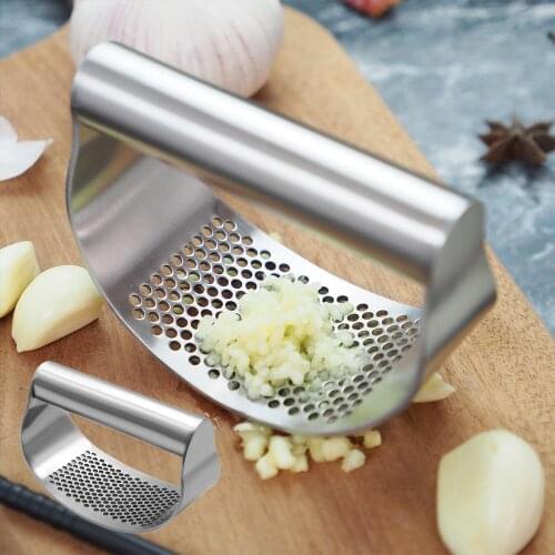 Stainless Steel garlic press garlic press rolling tools grinder curved surface mincing masher durable home kitchen cooking appli
