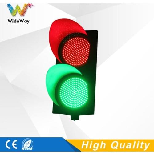 New design road safety Waterproof PC housing 300mm red green LED traffic signal light
