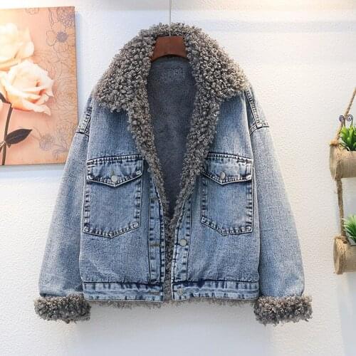 2021 Fashion Winter Women Lamb Fur Long Sleeve Denim Jacket Female New Fashion Retro Thick Warm Lining Solid Color Denim Jacket