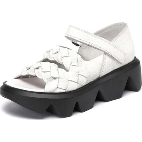 Hot 2020 Summer New Top Cowhide Fish Mouth Weave Leather Sandals Casual Thick Bottom Wedge Sandals Classic Retro Women Sandals