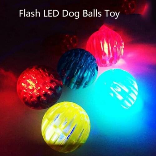 Pet Dog Led Ball Toys Jumping Flashing Bouncy Ball Interative Bite-resistant Honeycomb Holes With Battery Dog Toys 2021 New