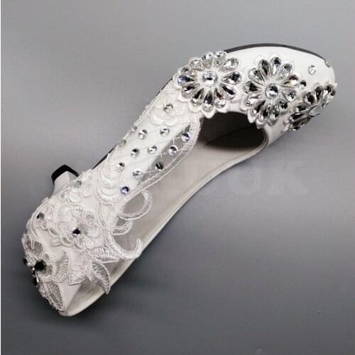 Luxury handmade full lace crystal rhinestones wedding shoes bride 3cm low heel slip on white lace bridal wedding pumps shoe