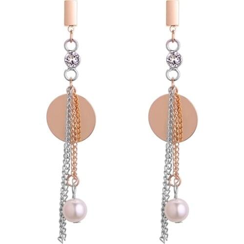 Ladies Long Pearls Unique Shape Black And White Pearls Dangle Delicate Earrings Ear Pendant Beautiful Female Eardrop Clearance