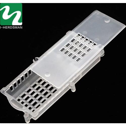 30 Pcs Bee King Cage White Beekeeper Bee Transparent Queen Cages Insect Equipment Queen House Beehive Beekeeping Tools Wholesale