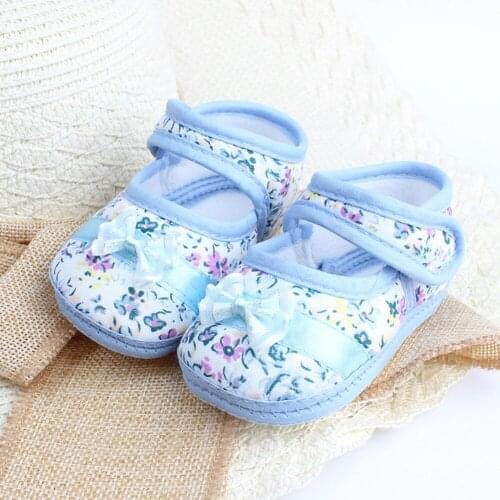 2021 Hot Selling Baby Boy Shoes And Baby Girl Shoes First Walkers Baby Girl Soft Sole Bowknot Print Anti-slip Casual Shoes