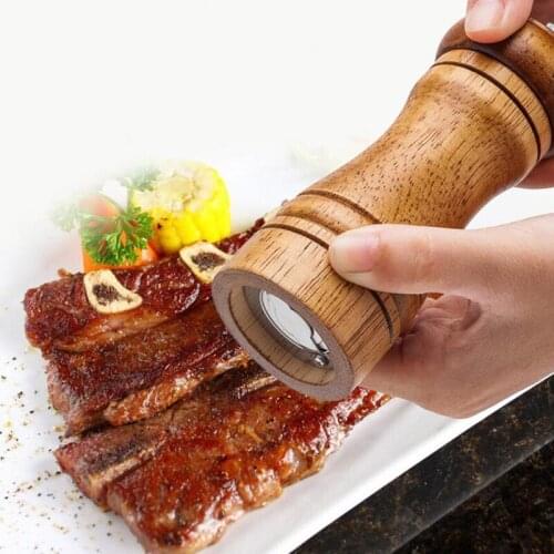Manual Pepper Mill Wooden Hand-held Pepper Spice Spice Mill Kitchen Grinding Bottle Barbecue Spice Grinding Tool
