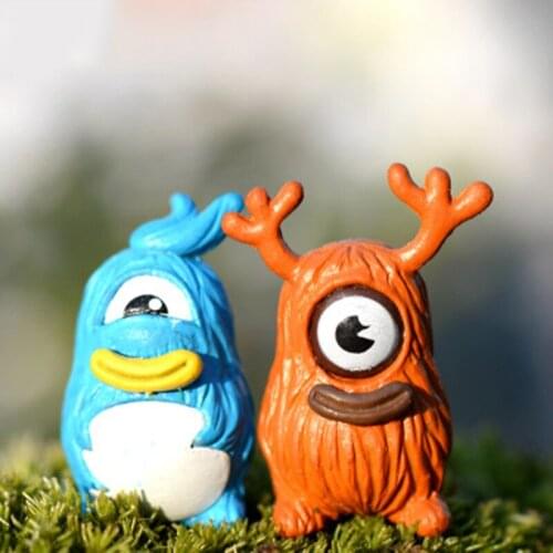 ZOCDOU 2 Pieces One Eye Tree Ghost Dryad Halloween Forest Europe Myth Cartoon Animal Small Crafts Figure Ornament Miniatures
