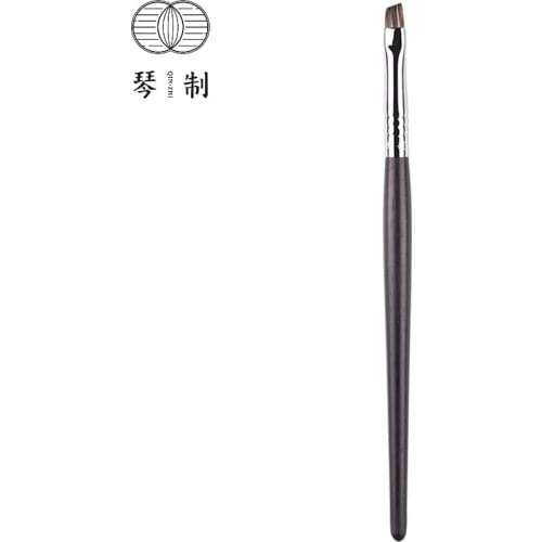 QINZHI Professional Handmade Make Up Brush G079 Small Angled Eyebrow Brush Resilient Raccoon Dog Hair Makeup Brushes