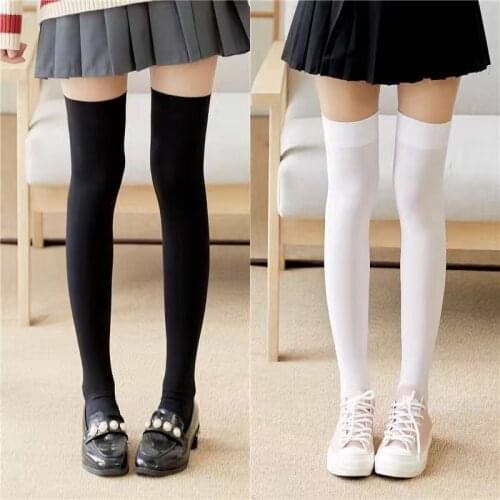 2020 Women Fashion Striped Stockings Casual Cotton Thigh High Over Knee Solid Harajuku Socks Black White High Quality Stockings