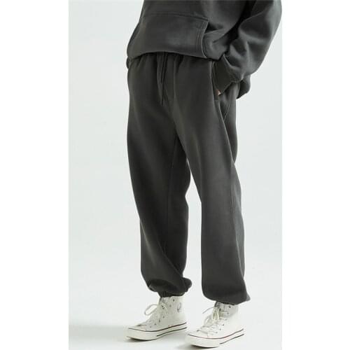 Winter Relaxed fit Fleece Warm Sweatpants Hip Hop Elastic Waist Jogger Pants Three-Pocket Styling