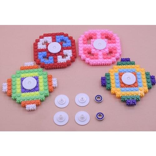 1PCS Micro Building Blocks Fingertip Spinning Toy DIY Accessories Amazon Hot DIY Hand-eye Coordination Exercise Puzzle