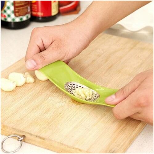 1PC kitchen accessories new design ginger crusher chopper cutter Stainless steel garlic press grinding slicer OK 0250