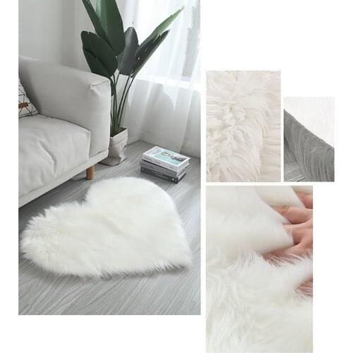 Love Heart area Rugs non-Lint Carpet Artificial Wool Sheepskin Hairy Mat Faux Fluffy Mats Kid Room Area Rug for Living Room