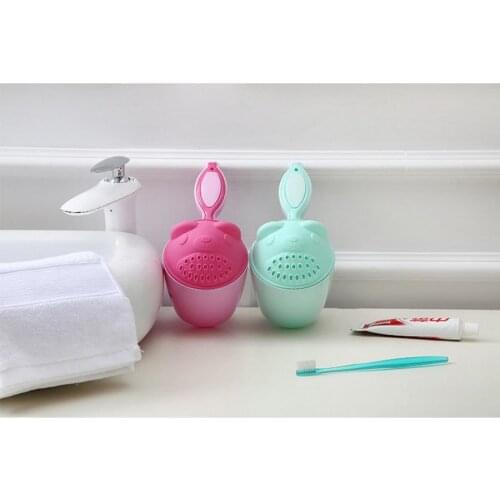 100pcs Cute Cartoon Baby Bath & Shampoo Cup Children Bathing Bailer Baby Shower Tubs Child Washing Hair Cup Kids Bath Tool