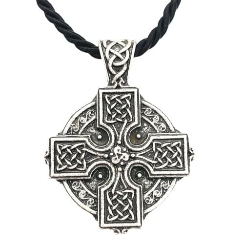 Goth Triskele Triskelion Knots Wicca Amulet Talisman Neclaces For Women Men Pendant Jewerly