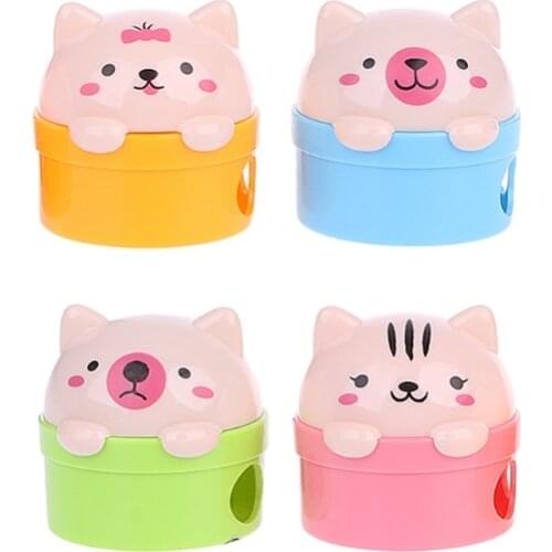 Creative Cat and Bear Plastic Pencil Sharpener Kids School Supplies Stationery
