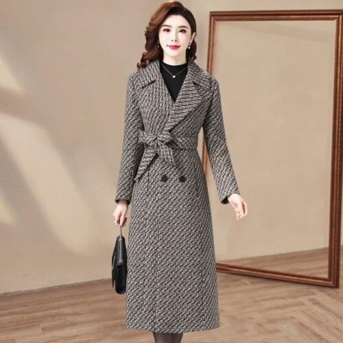 Autumn Winter Wool Windbreaker Female Outerwear Korean Thicke Mother Woolan Coat Fashion Long Oversize Plaid Overcoat Women