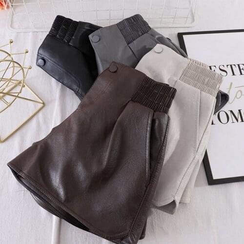 2020 High Waist PU Leather Shorts Women Zipper Button Wide Leg Shorts Punk Style Autumn Winter Casual Loose Short Feminino