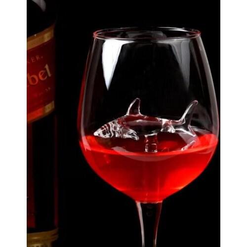 New Design Goblet Whiskey Glass Dinner Decorate Handmade Crystal For Party Glass Built-in Shark Wine Glass
