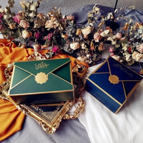 Retro style gift box packaging Wedding Decorations Wedding Party Favors Gift for Guests Souvenirs Envelope box small candy box