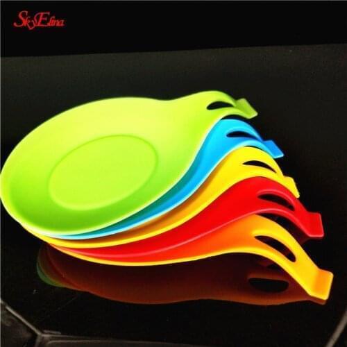 1PC Silicone Spoon Pad Silicone Heat Resistant Tray Spoon Pad Drink Coaster Kitchen Gadget 5z