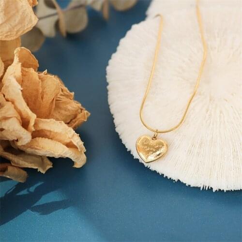 High Quality Gold Color Heart Pendant Necklace Snake Bone Chain 316L Stainless Steel Jewelry for Woman Cheap Price Never Fade