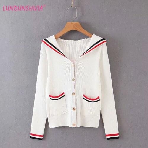 LUNDUNSHIJIA Hot Sale 2019 Autumn Fashion Short Women Knitted Hooded Cardigan Sweaters Ladies Button Decoration Outwear Tops