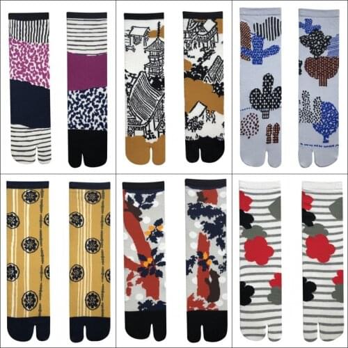 Women Colorful Jacquard Two-Toed Socks Combed Cotton Soft Breathable Split Toe Socks Funny Chic Plants Leopard Striped Tabi Sock