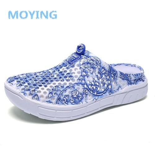 New Summer Aqua Shoes Womens Outdoor Hollow Out Beach Water Flats Slip On Breathable Lightweight Sandals Zapatos Hombre